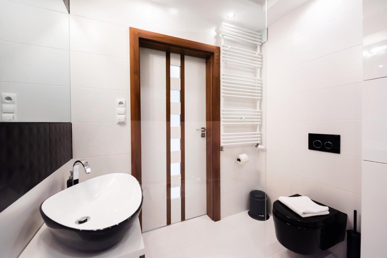 Apartment Bluszczańska Modern Urban